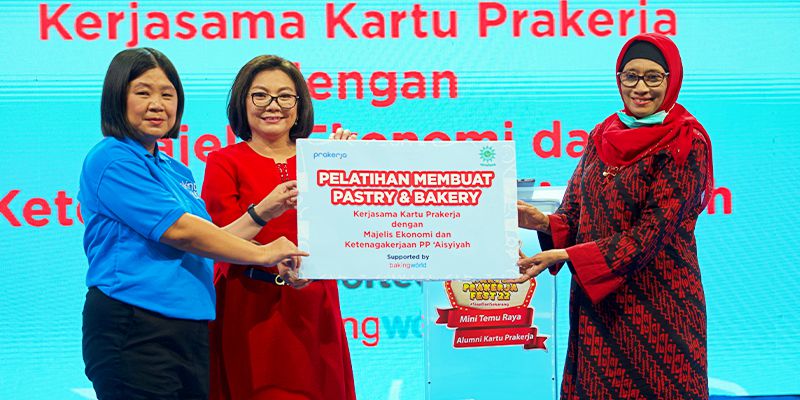 Odoo • Image and Text